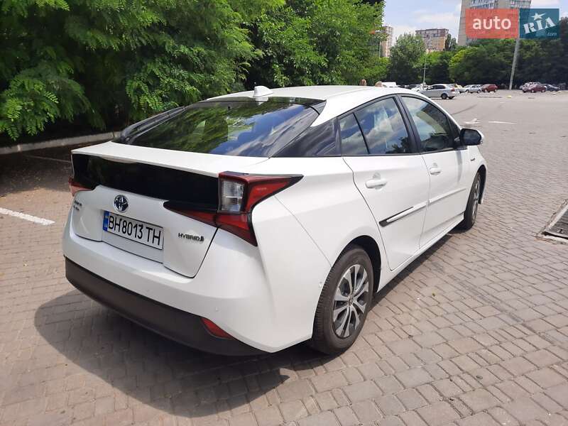 Хетчбек Toyota Prius 2022 в Одесі