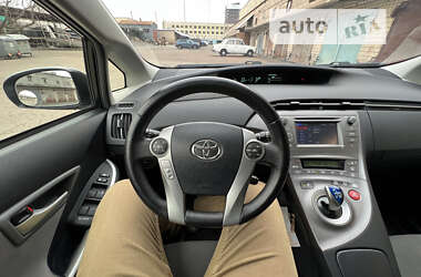 Хетчбек Toyota Prius 2013 в Києві