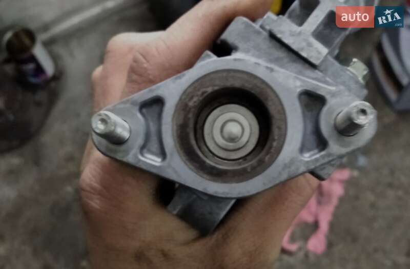 Хетчбек Toyota Prius 2013 в Миколаєві