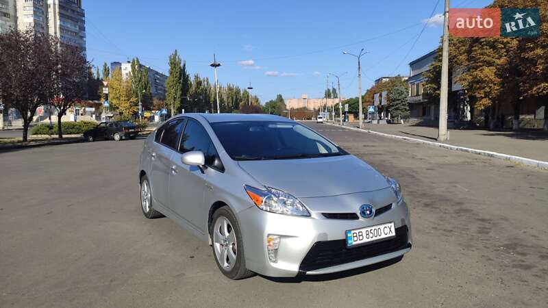Хетчбек Toyota Prius 2013 в Миколаєві