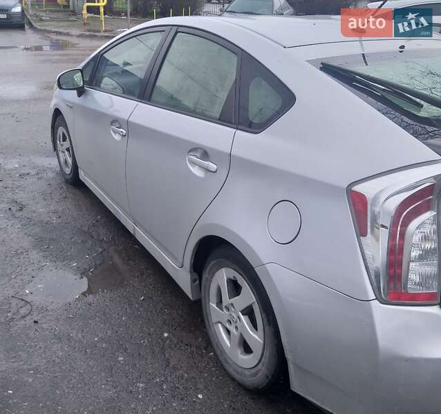 Хетчбек Toyota Prius 2013 в Одесі