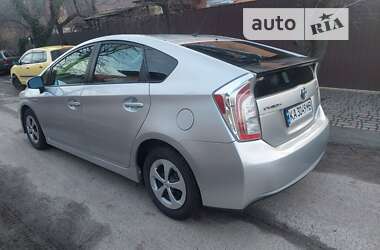 Хэтчбек Toyota Prius 2013 в Киеве