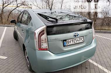 Хэтчбек Toyota Prius 2013 в Одессе