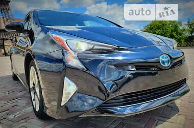 Хэтчбек Toyota Prius 2017 в Харькове