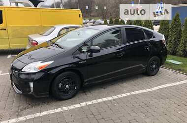 Хетчбек Toyota Prius 2015 в Києві