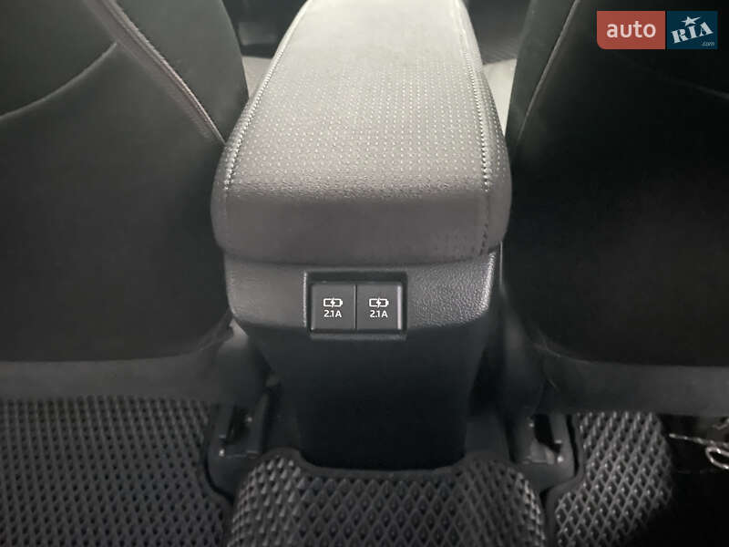 Хэтчбек Toyota Prius 2019 в Ивано-Франковске