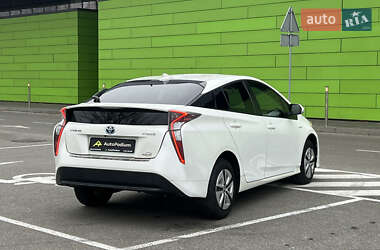 Хэтчбек Toyota Prius 2016 в Киеве