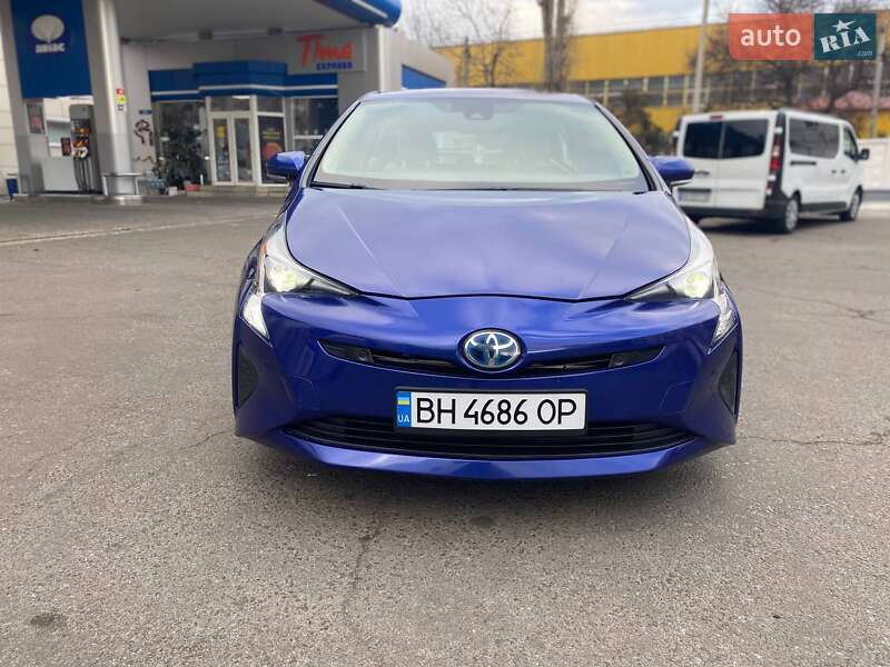 Хэтчбек Toyota Prius 2017 в Одессе