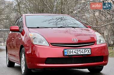 Хэтчбек Toyota Prius 2009 в 