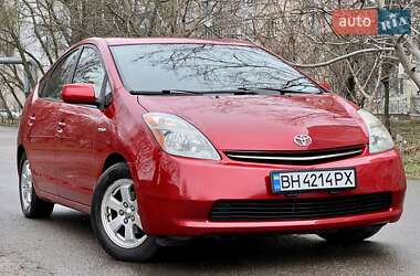 Хэтчбек Toyota Prius 2009 в 