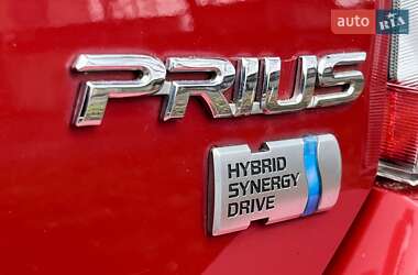 Хэтчбек Toyota Prius 2009 в 