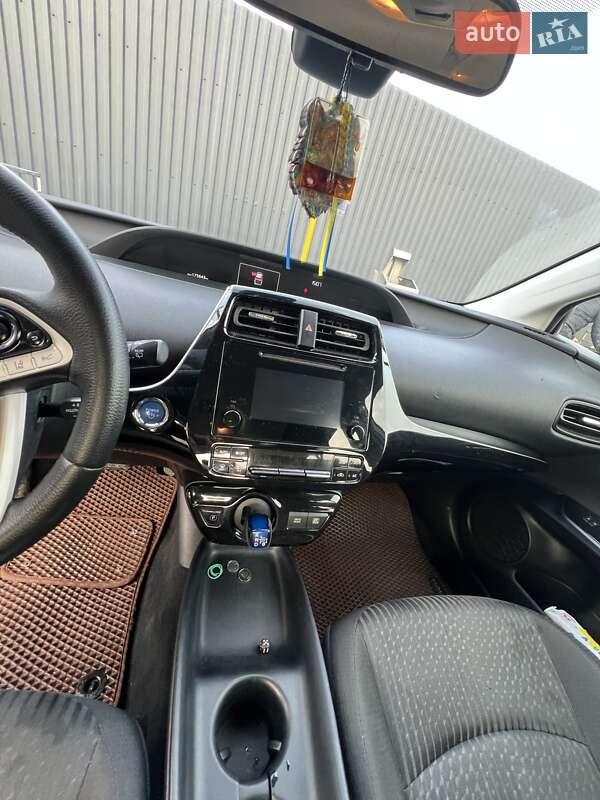 Хетчбек Toyota Prius 2018 в Луцьку