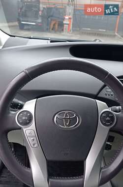 Хетчбек Toyota Prius 2011 в Харкові