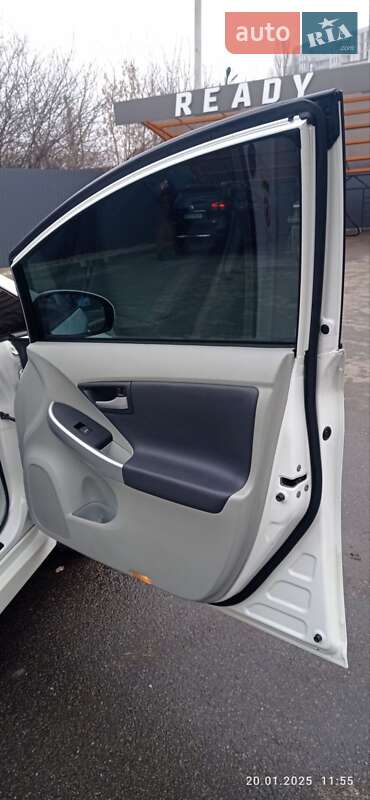 Хетчбек Toyota Prius 2011 в Харкові