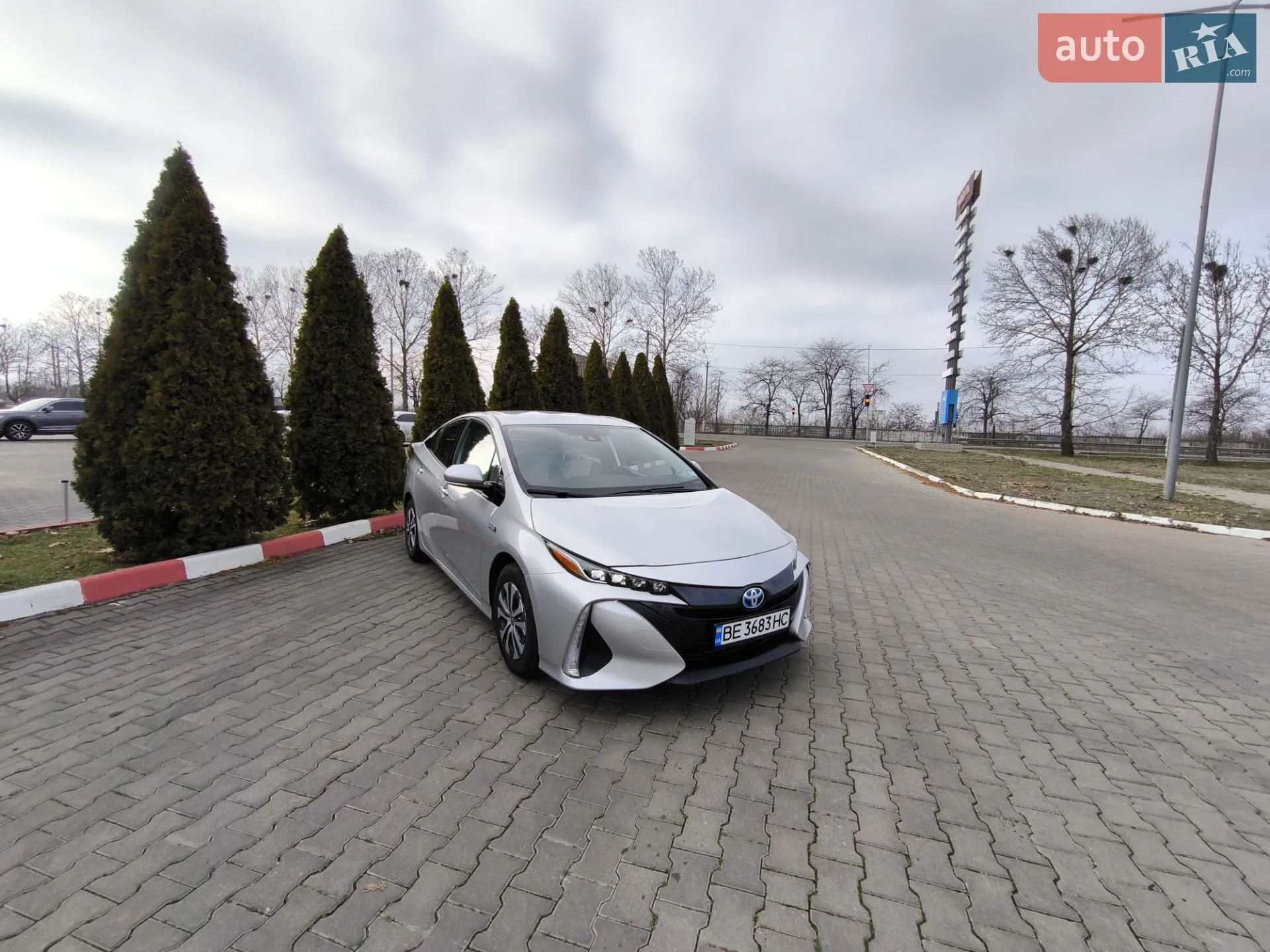 2019 Toyota Prius - мініатюра 2