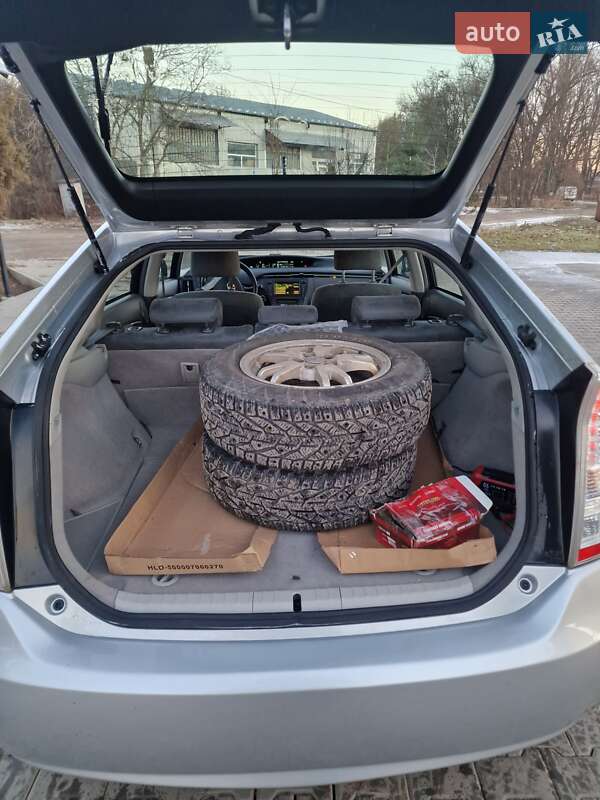 Хэтчбек Toyota Prius 2010 в Черновцах фото 6 Хэтчбек Toyota Prius 2010 в Черновцах