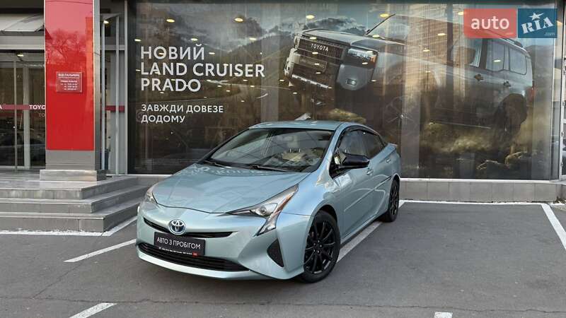 Хэтчбек Toyota Prius 2016 в Одессе