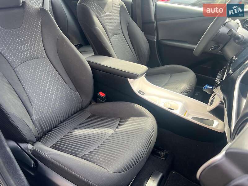 Хетчбек Toyota Prius 2016 в Одесі фото 22 Хетчбек Toyota Prius 2016 в Одесі