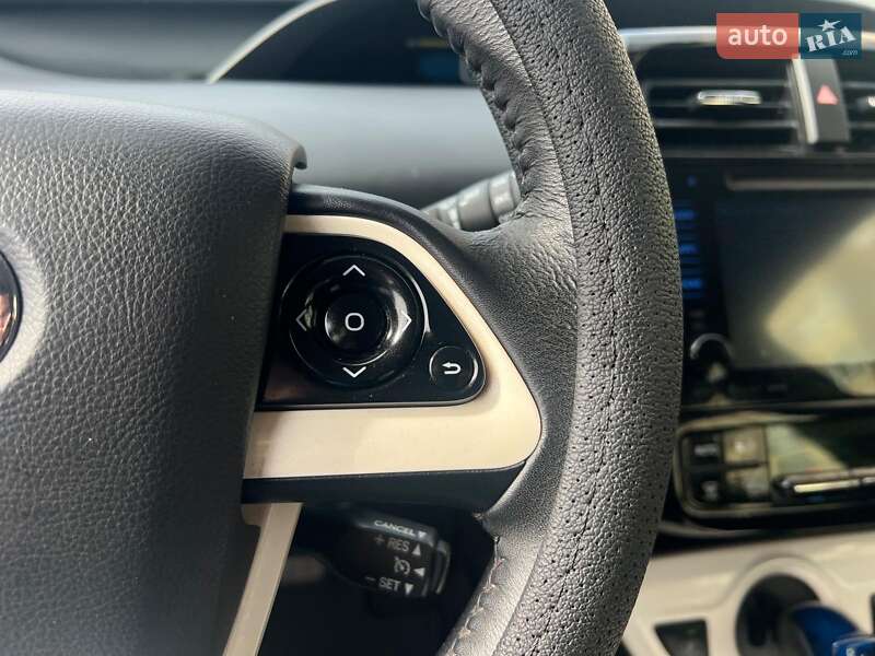 Хетчбек Toyota Prius 2016 в Одесі фото 35 Хетчбек Toyota Prius 2016 в Одесі