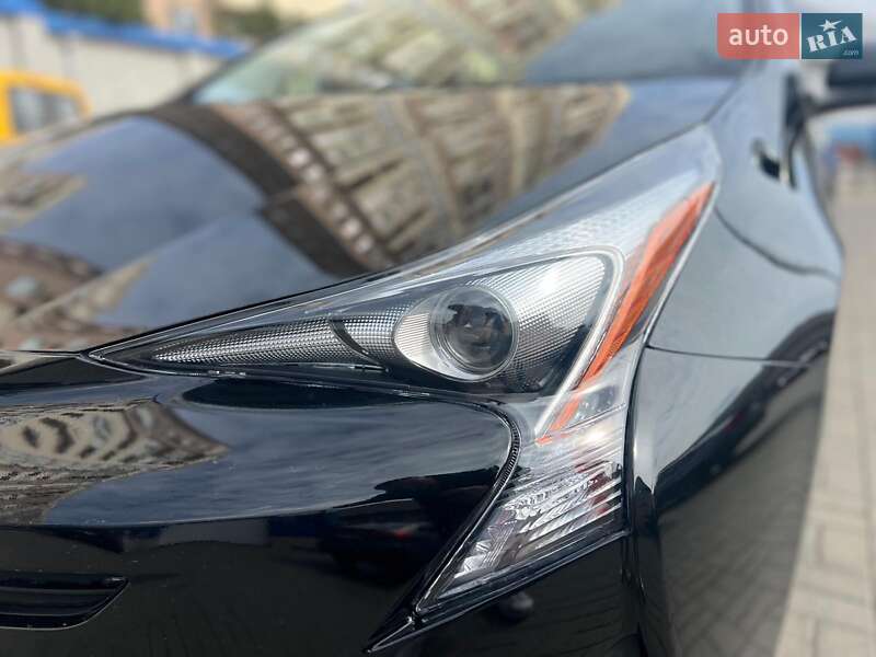 Хетчбек Toyota Prius 2016 в Одесі фото 5 Хетчбек Toyota Prius 2016 в Одесі