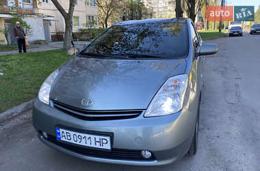 Хетчбек Toyota Prius 2005 в 