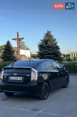 Хетчбек Toyota Prius 2013 в 