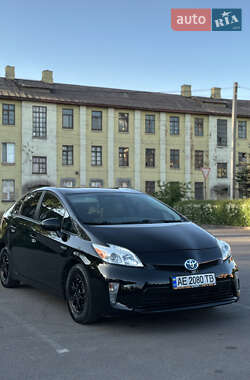 Хетчбек Toyota Prius 2013 в 