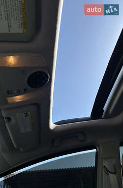 Хэтчбек Toyota Prius 2014 в Киеве