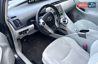 Хетчбек Toyota Prius 2012 в 