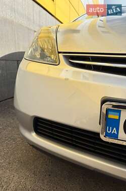 Хетчбек Toyota Prius 2008 в 