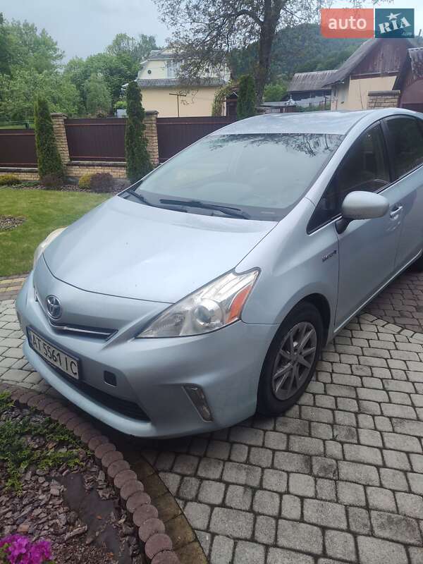 Хэтчбек Toyota Prius 2012 в Косове