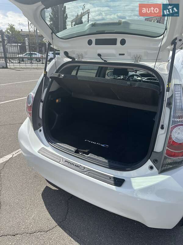 Хетчбек Toyota Prius 2012 в Одесі