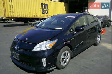 Хэтчбек Toyota Prius 2015 в Тлумаче