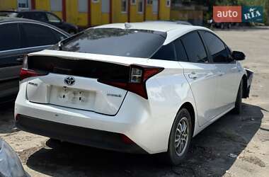 Хетчбек Toyota Prius 2022 в 