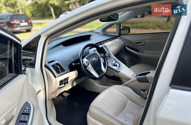 Хэтчбек Toyota Prius 2014 в Киеве