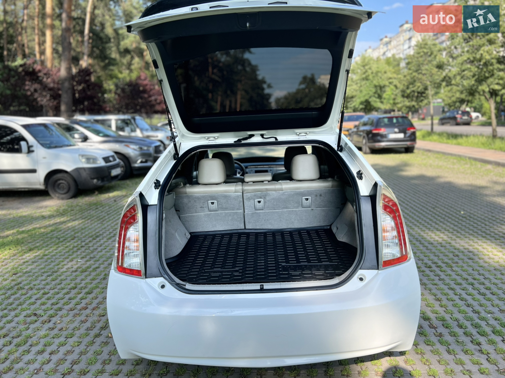 2014 Toyota Prius - мініатюра 36