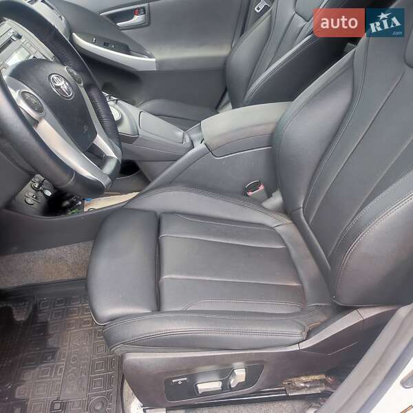 Хетчбек Toyota Prius 2010 в Кременчуці
