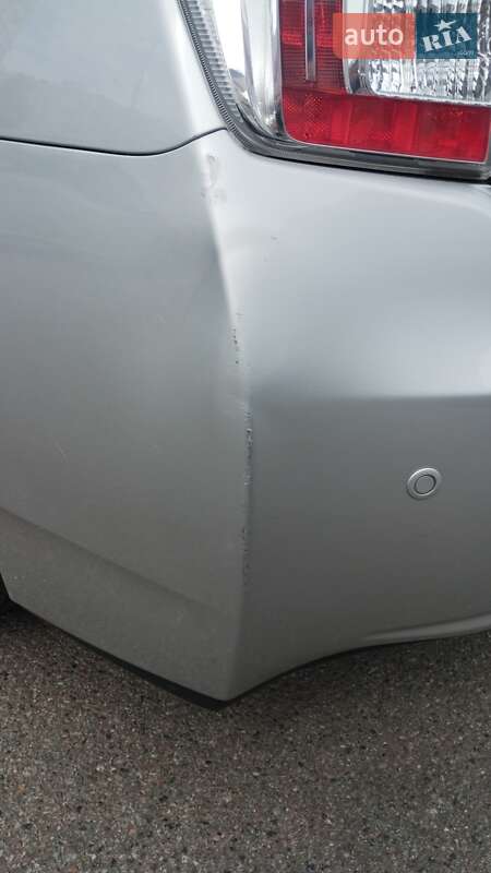 Хетчбек Toyota Prius 2014 в Києві