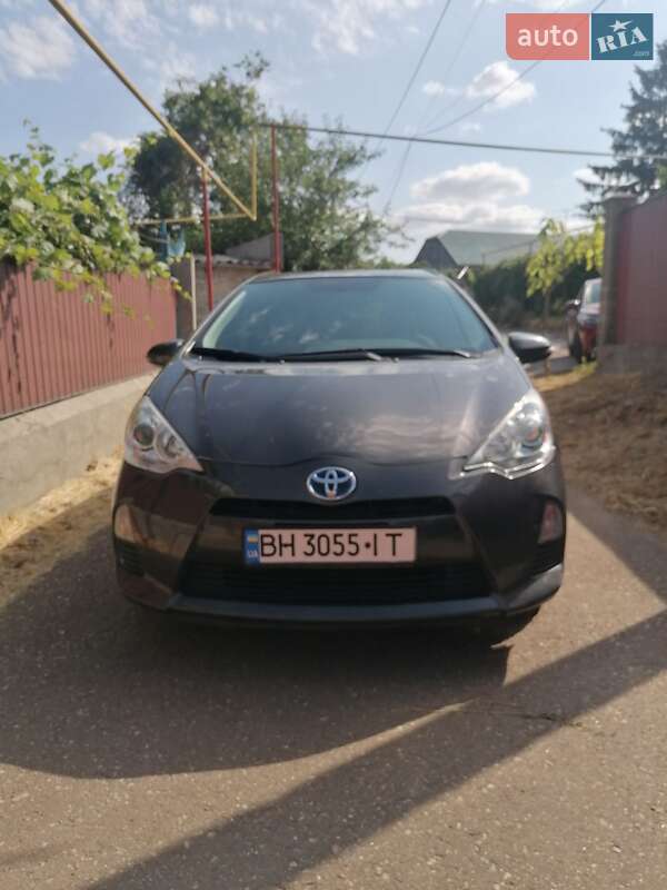 Toyota Prius 2012