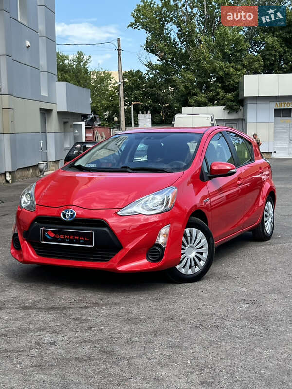 Toyota Prius 2015