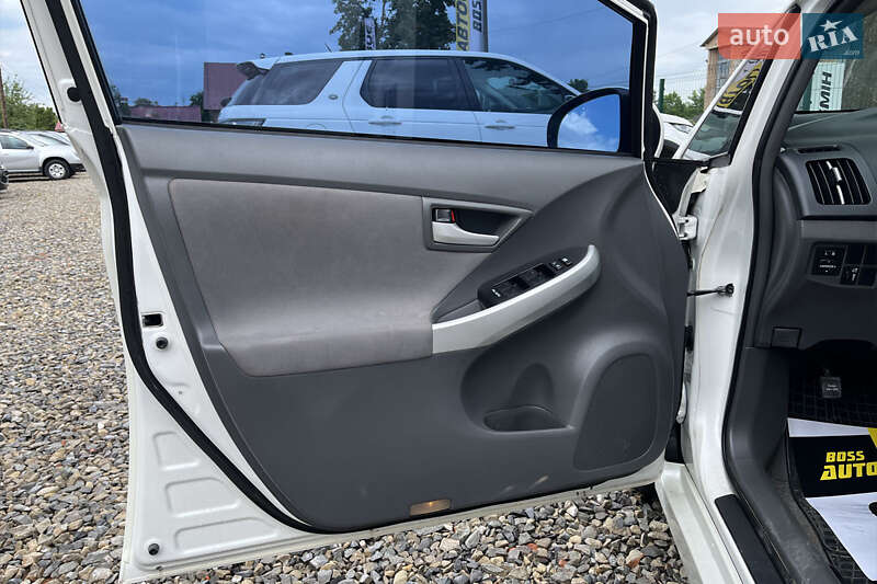 Хэтчбек Toyota Prius 2010 в Коломые