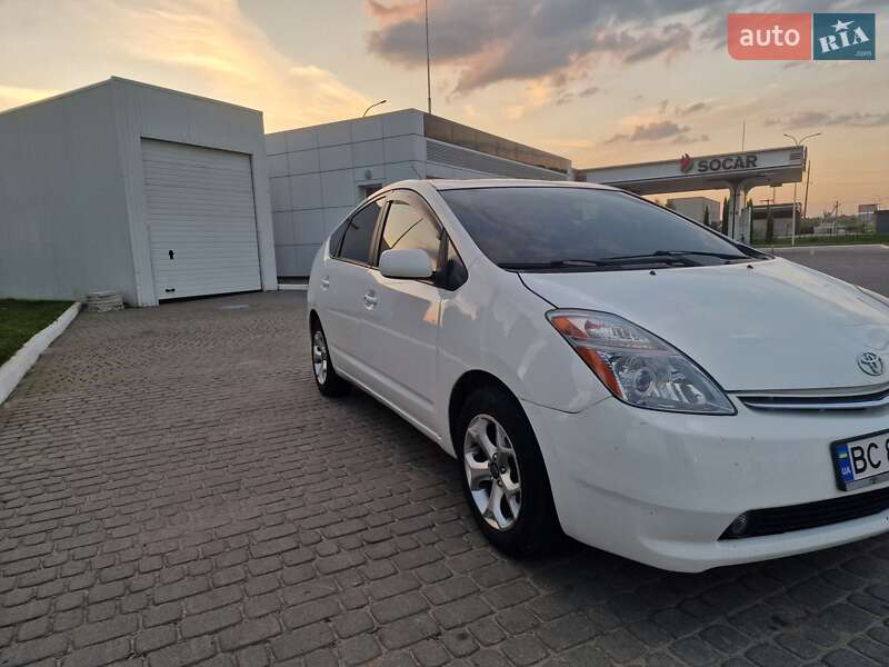 Хэтчбек Toyota Prius 2007 в Львове