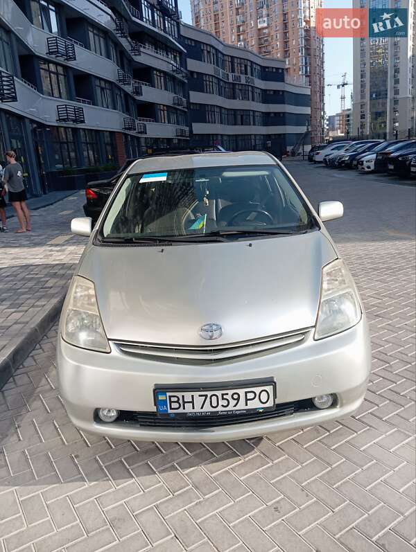 Toyota Prius 2004