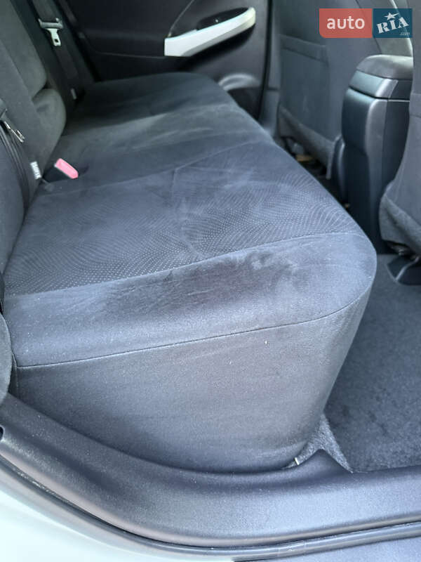 Хэтчбек Toyota Prius 2014 в Одессе