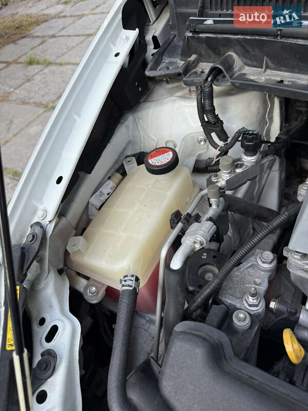 Хэтчбек Toyota Prius 2014 в Одессе