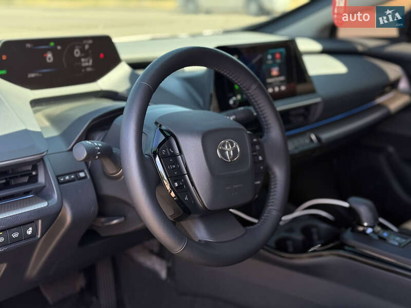 Хэтчбек Toyota Prius 2023 в Кривом Роге