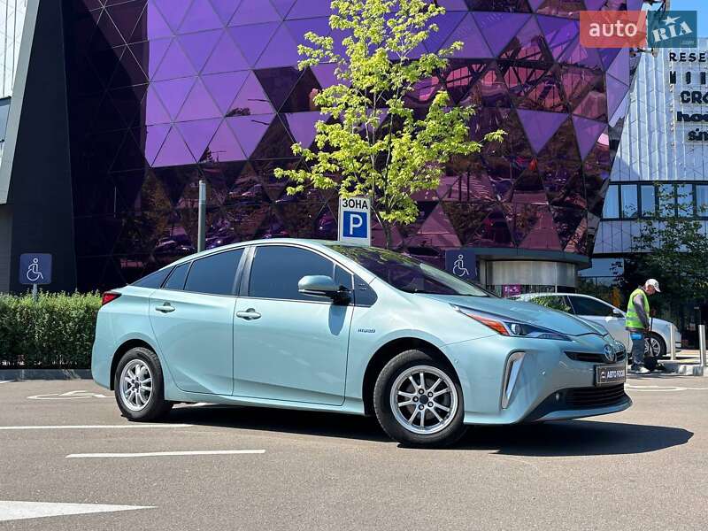Toyota Prius 2019