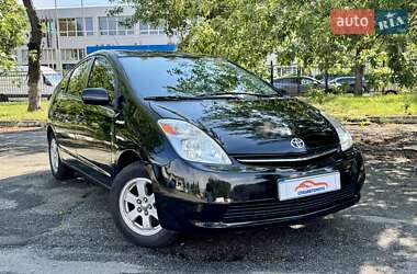 Хэтчбек Toyota Prius 2005 в Киеве