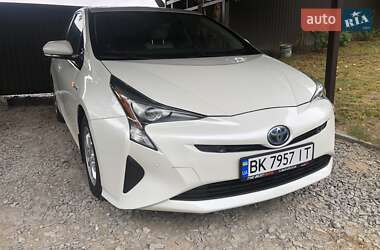 Хетчбек Toyota Prius 2018 в Рівному