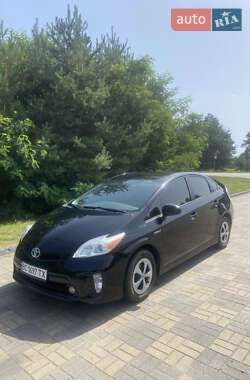 Хэтчбек Toyota Prius 2013 в Судовой Вишне